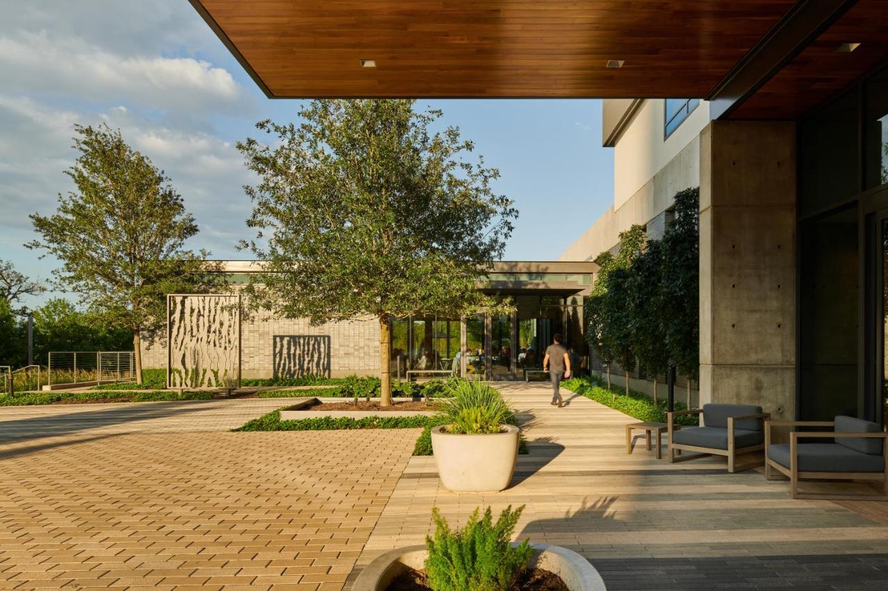 Houston Cityplace Marriott At Springwoods Village Экстерьер фото
